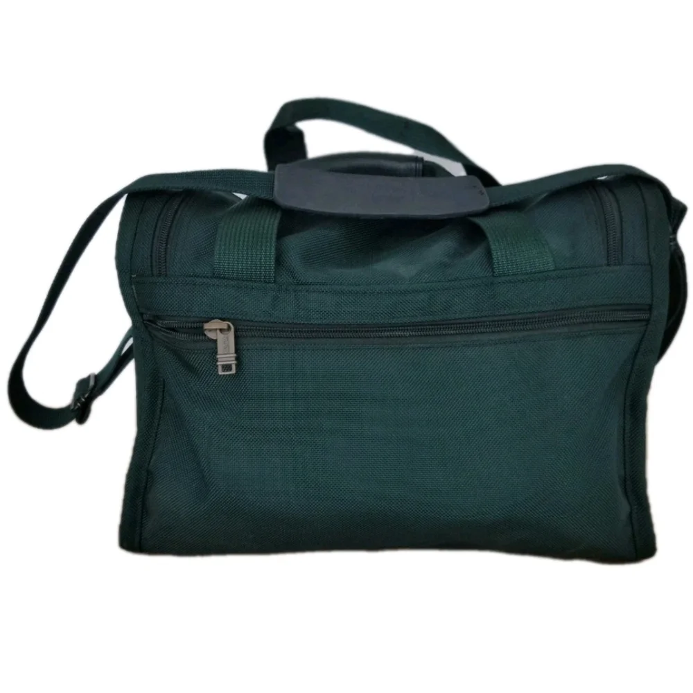 Tumi 15